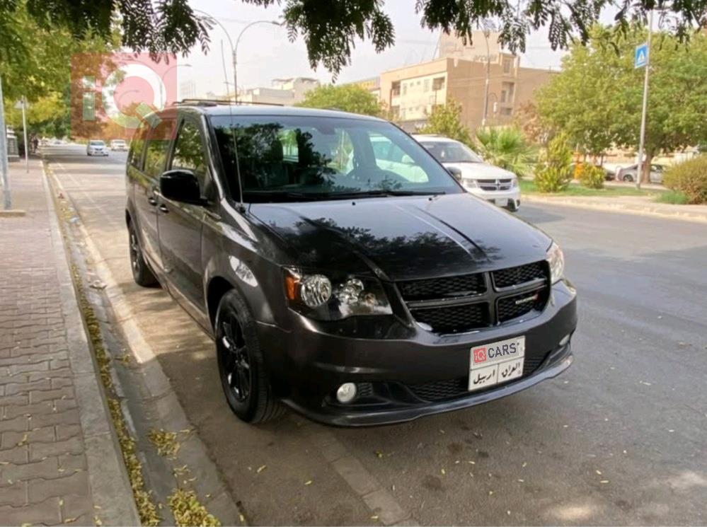 دودج جراند كارافان